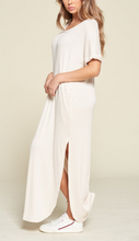 Load image into Gallery viewer, Cashmere Maxi w/ Pockets
